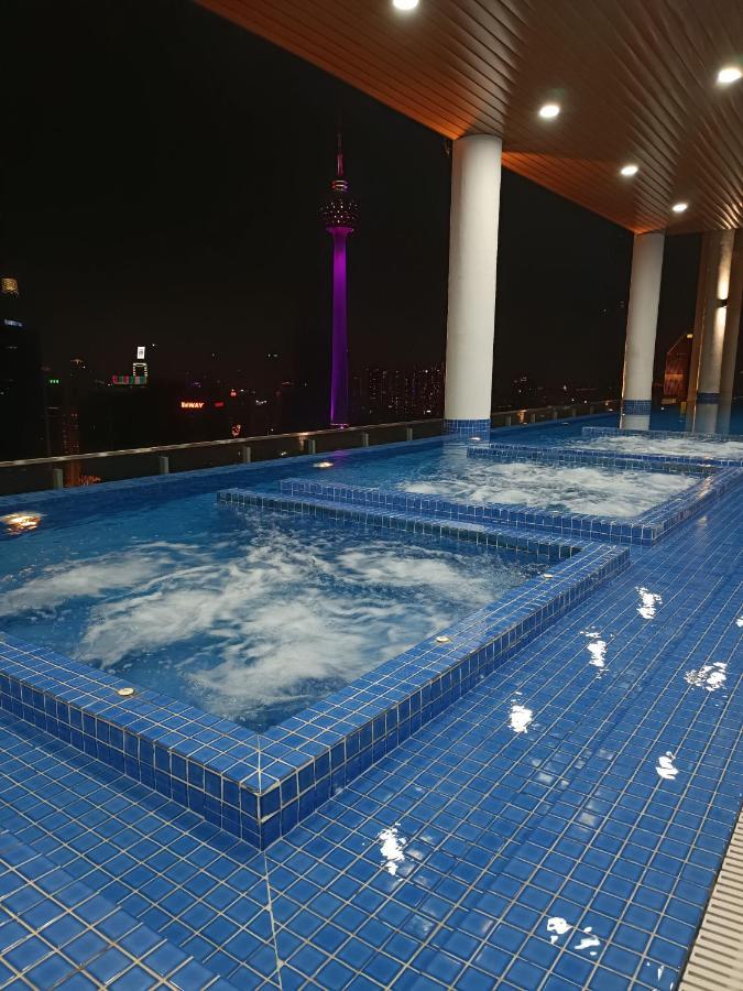 Cl 30A Super Kl View Infinity Pool Klcc Lägenhet Kuala Lumpur Exteriör bild