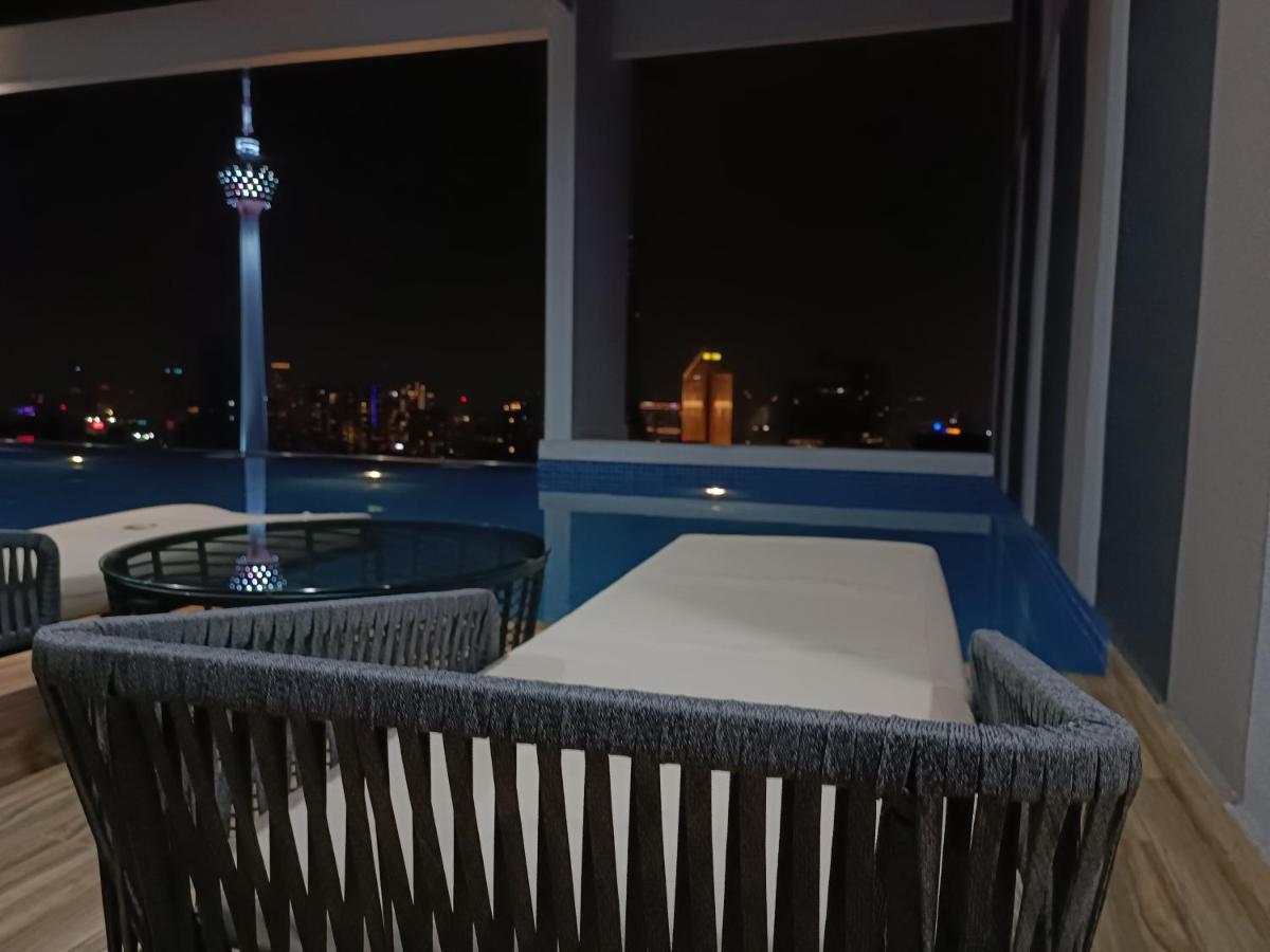 Cl 30A Super Kl View Infinity Pool Klcc Lägenhet Kuala Lumpur Exteriör bild