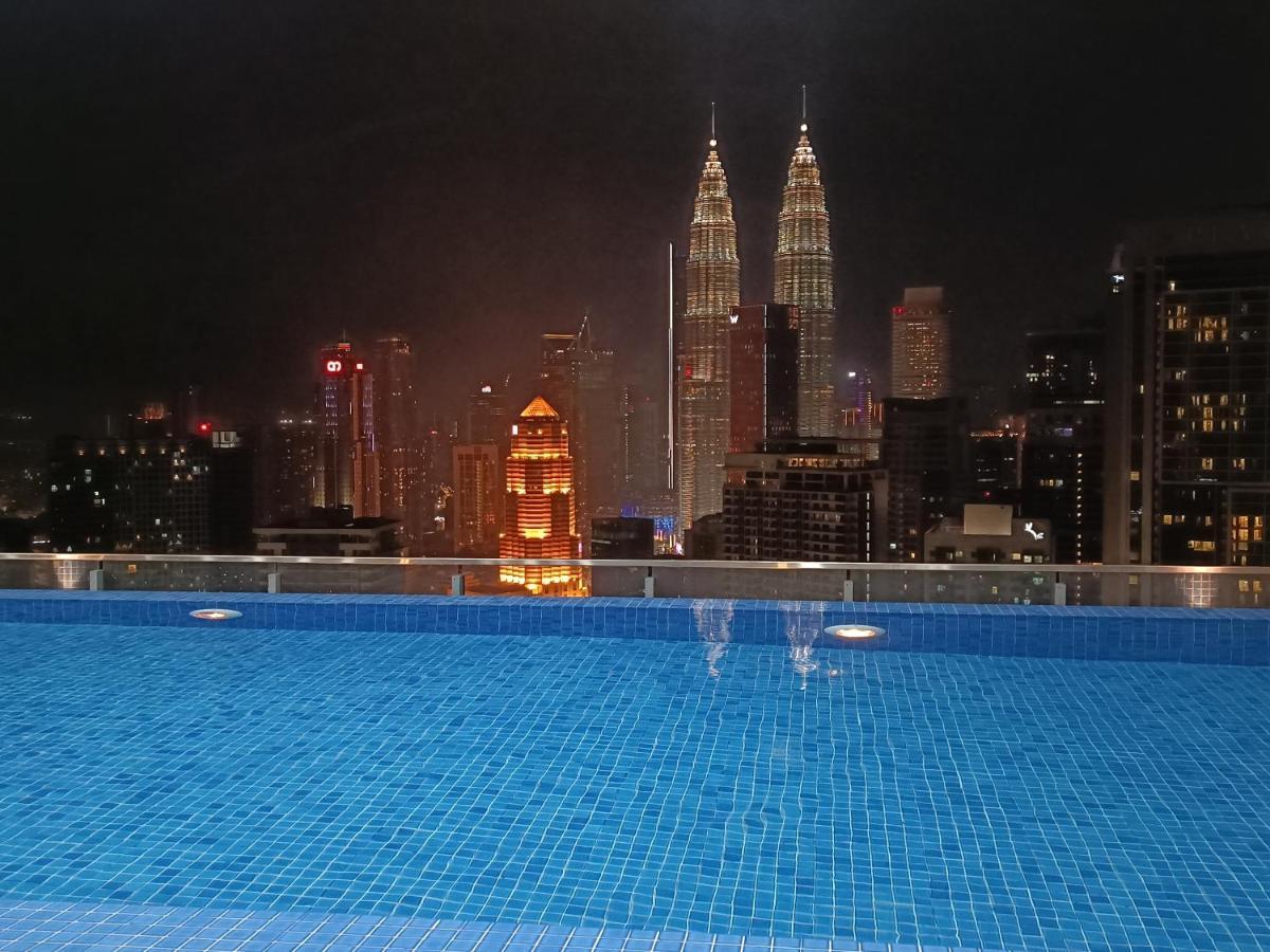 Cl 30A Super Kl View Infinity Pool Klcc Lägenhet Kuala Lumpur Exteriör bild
