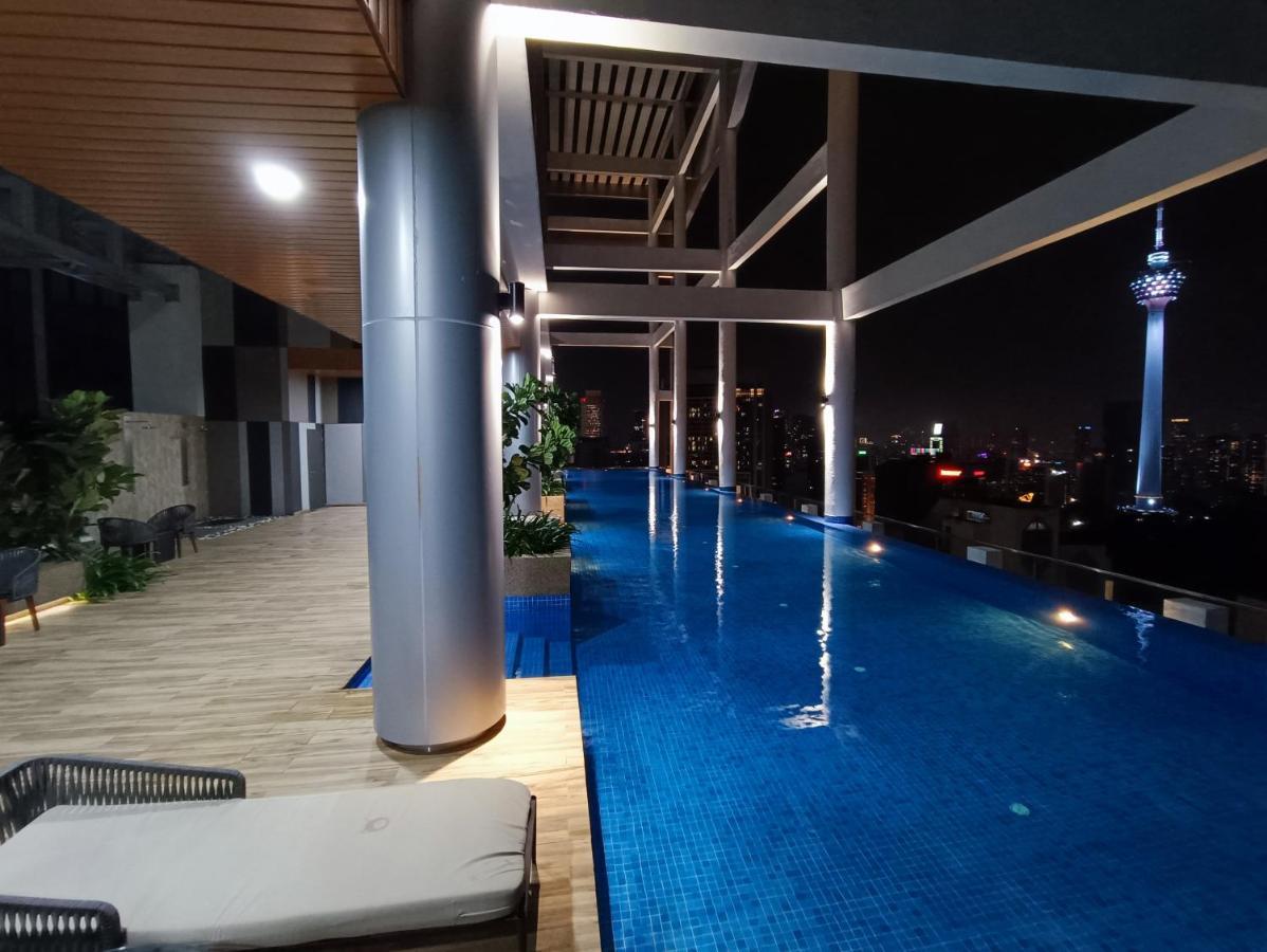 Cl 30A Super Kl View Infinity Pool Klcc Lägenhet Kuala Lumpur Exteriör bild