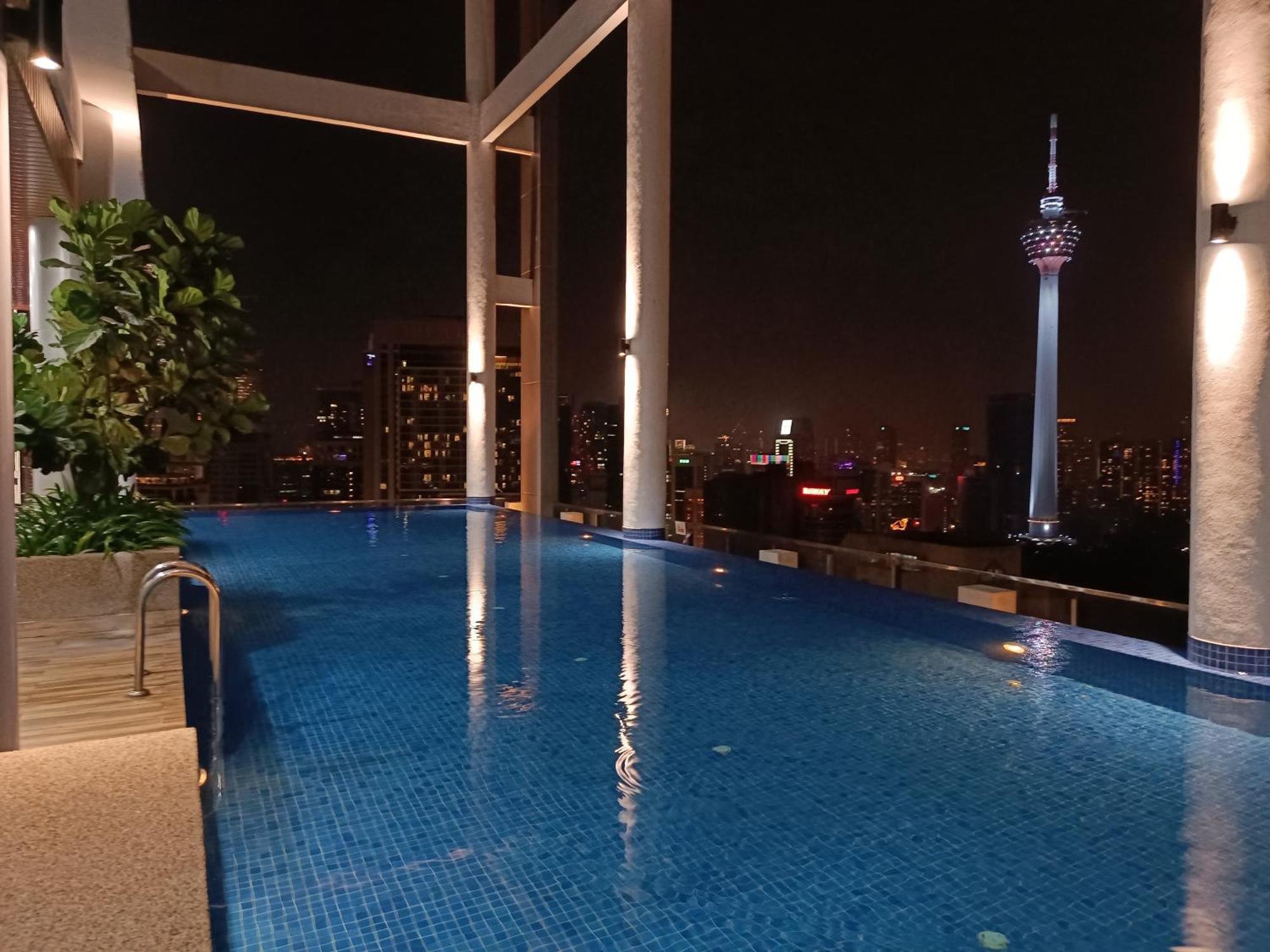 Cl 30A Super Kl View Infinity Pool Klcc Lägenhet Kuala Lumpur Exteriör bild